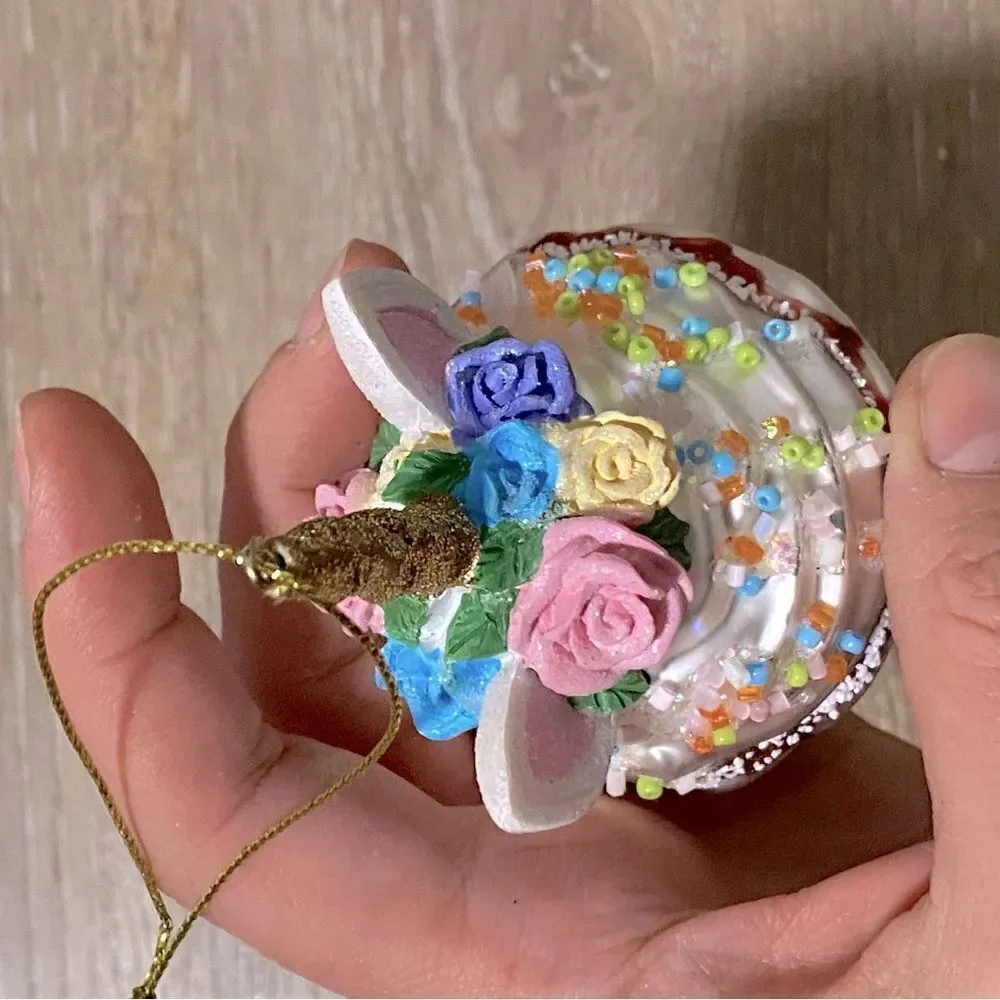 White Unicorn Face CupCake sprinkle Christmas holiday Ornament Blown Glass 4.5”